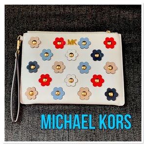Michael Kors Large Wristlet